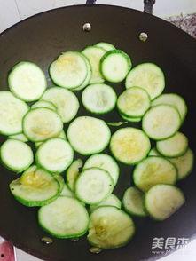 宁夏吃瓜视频大全,吃瓜视频大全，带你领略塞上江南的味蕾盛宴